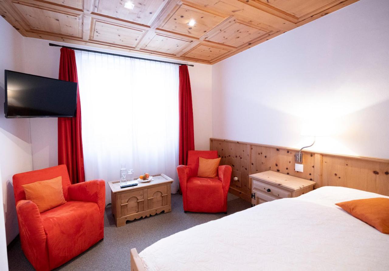Hotel Engiadina Scuol Exterior foto